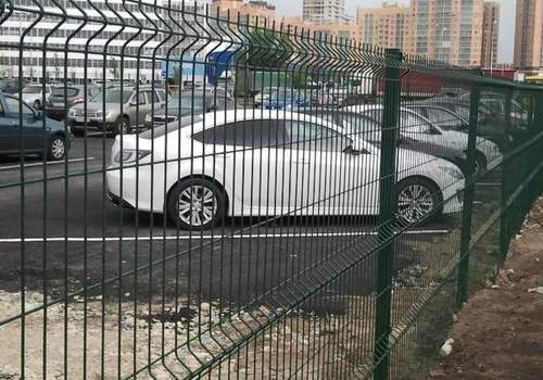 Ограждение парковки парковки бизнес центров в Омске